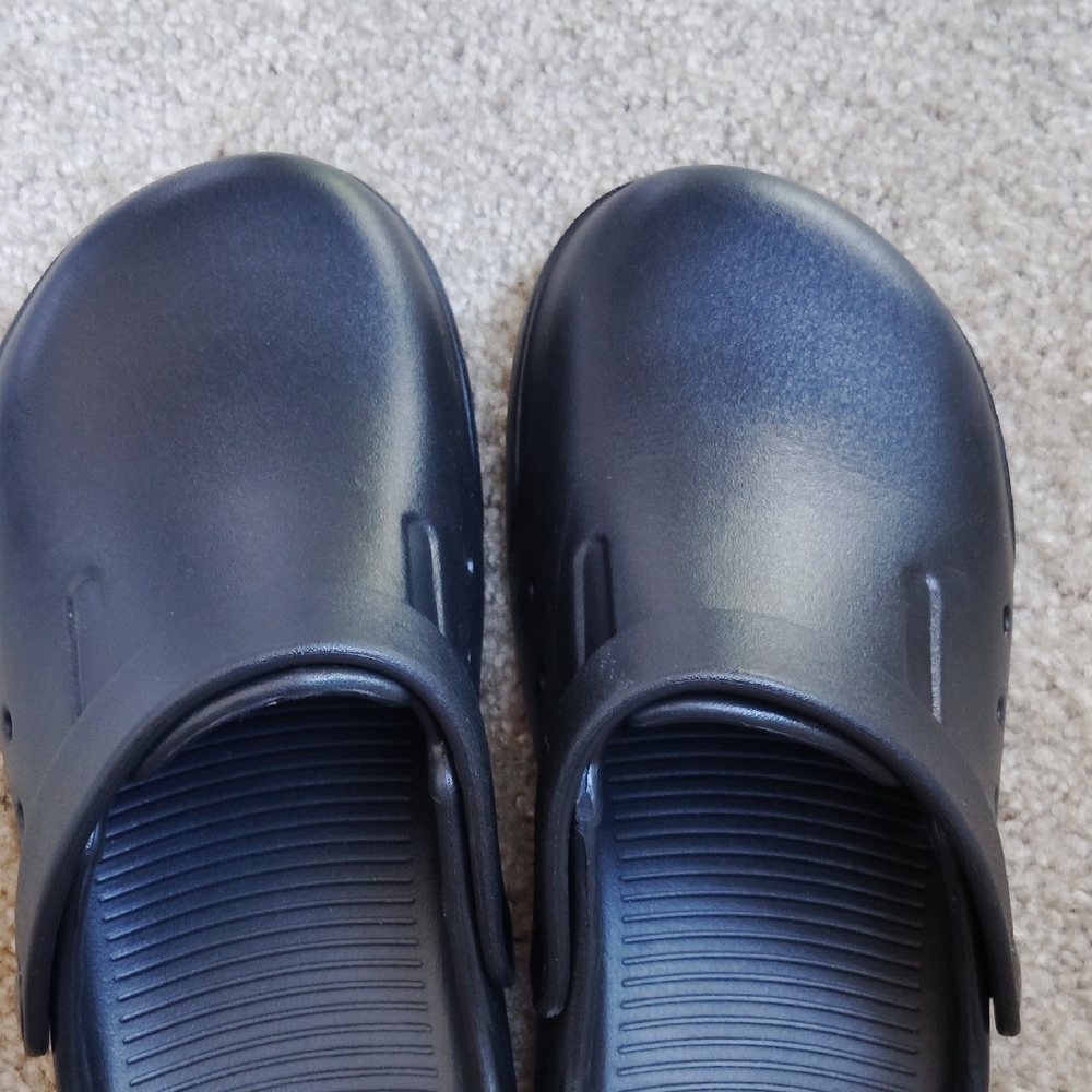 Mens Black Slip-On Garden Clogs